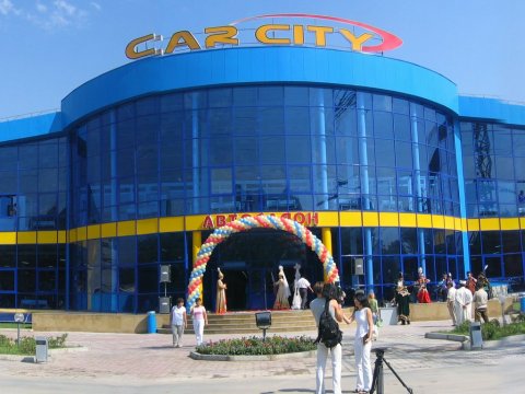 Автосалон